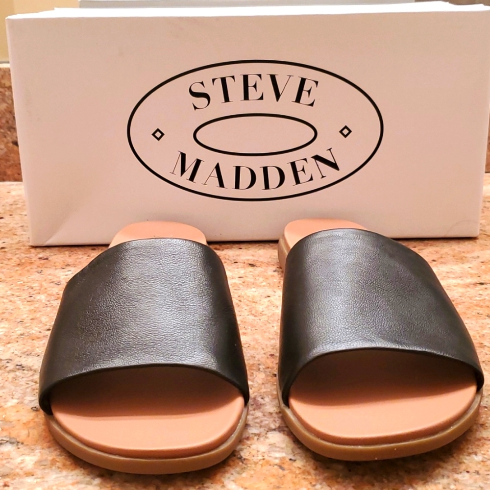 NWB Steve Madden Kailey Slide Sandal Size 9, Color Black Leather